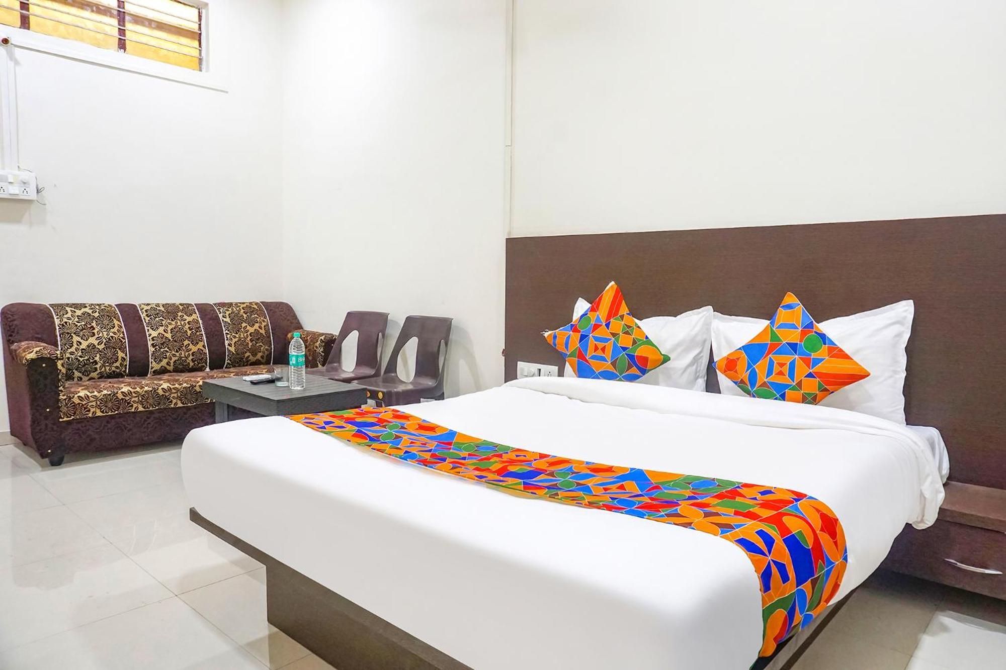 Fabhotel Om Sai - Nr Nashik Railway Station Exterior photo