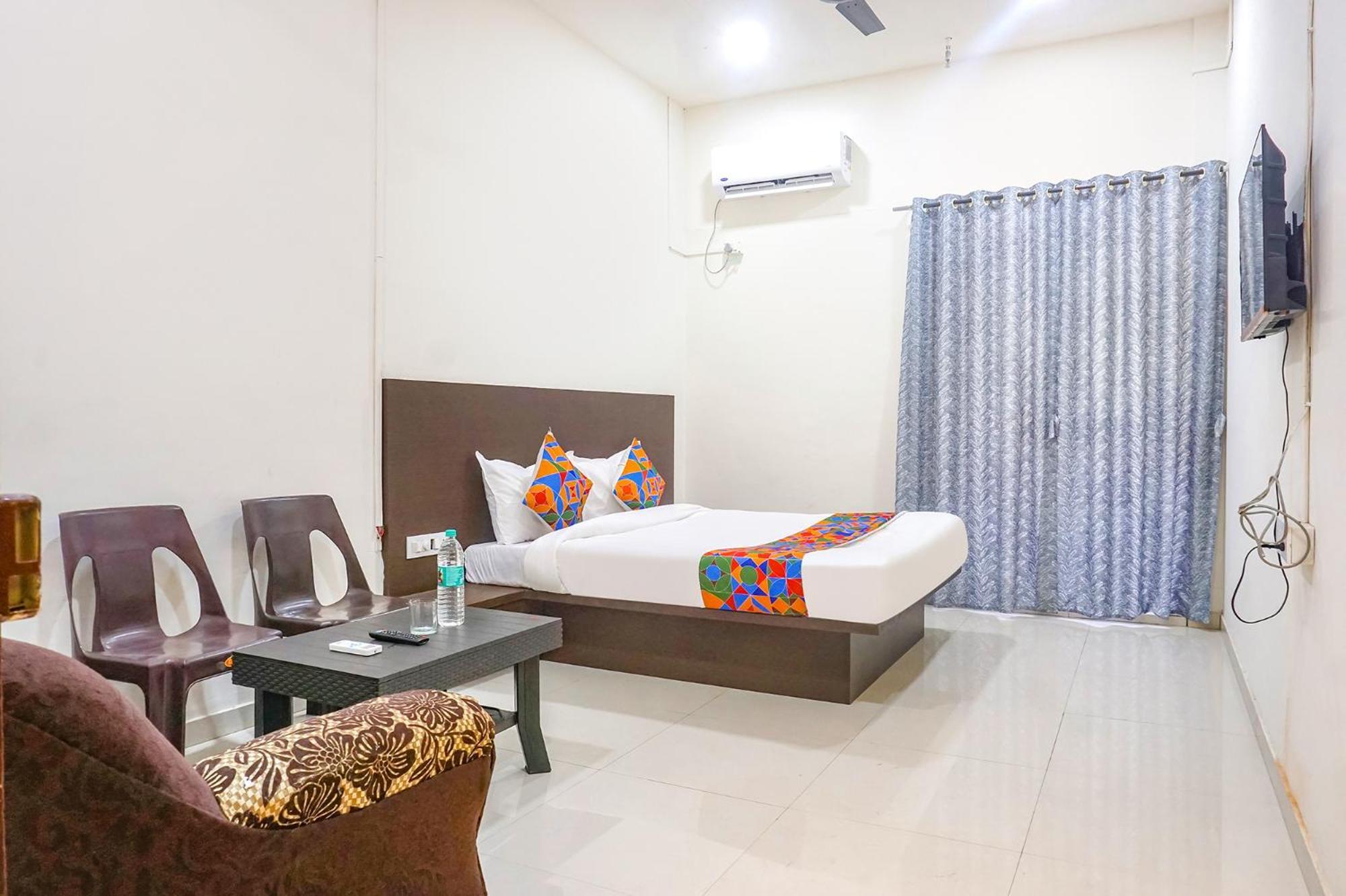 Fabhotel Om Sai - Nr Nashik Railway Station Exterior photo