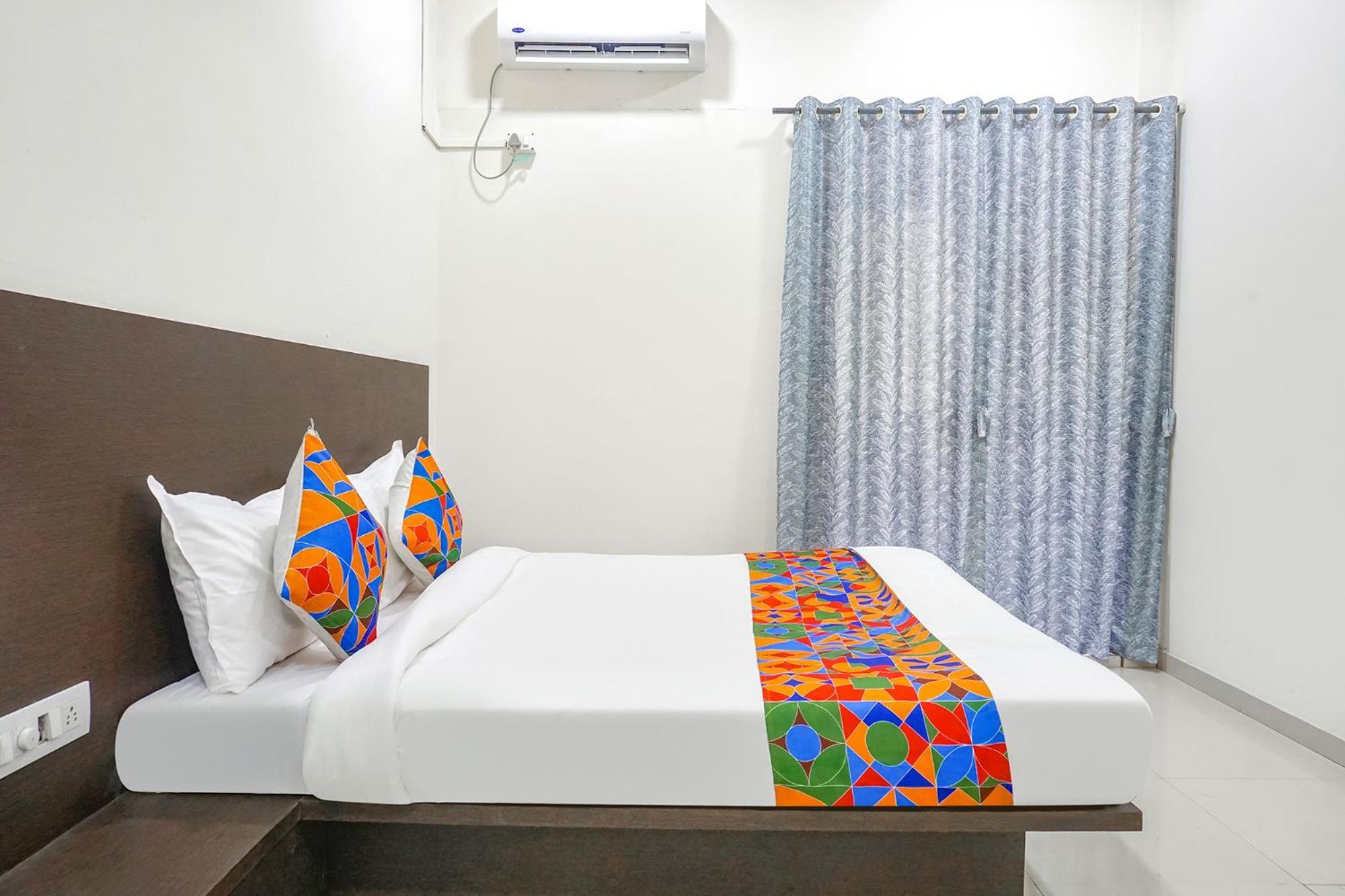 Fabhotel Om Sai - Nr Nashik Railway Station Exterior photo